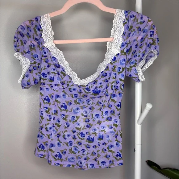 NWT Kimchi Blue Blake Puff Sleeve Mesh Top Rose Lavender Tea Stain - Picture 3 of 9
